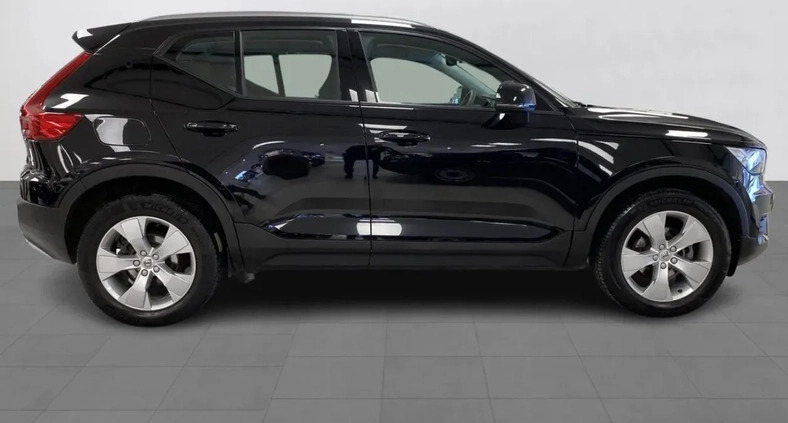 Volvo XC 40 cena 129000 przebieg: 57100, rok produkcji 2022 z Międzyzdroje małe 37